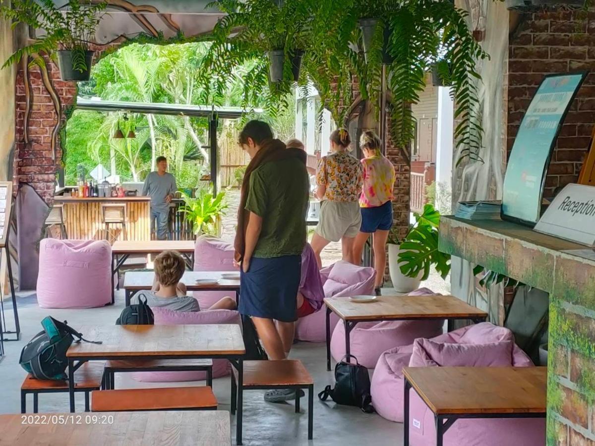 Save Hostel Koh Tao Exteriör bild
